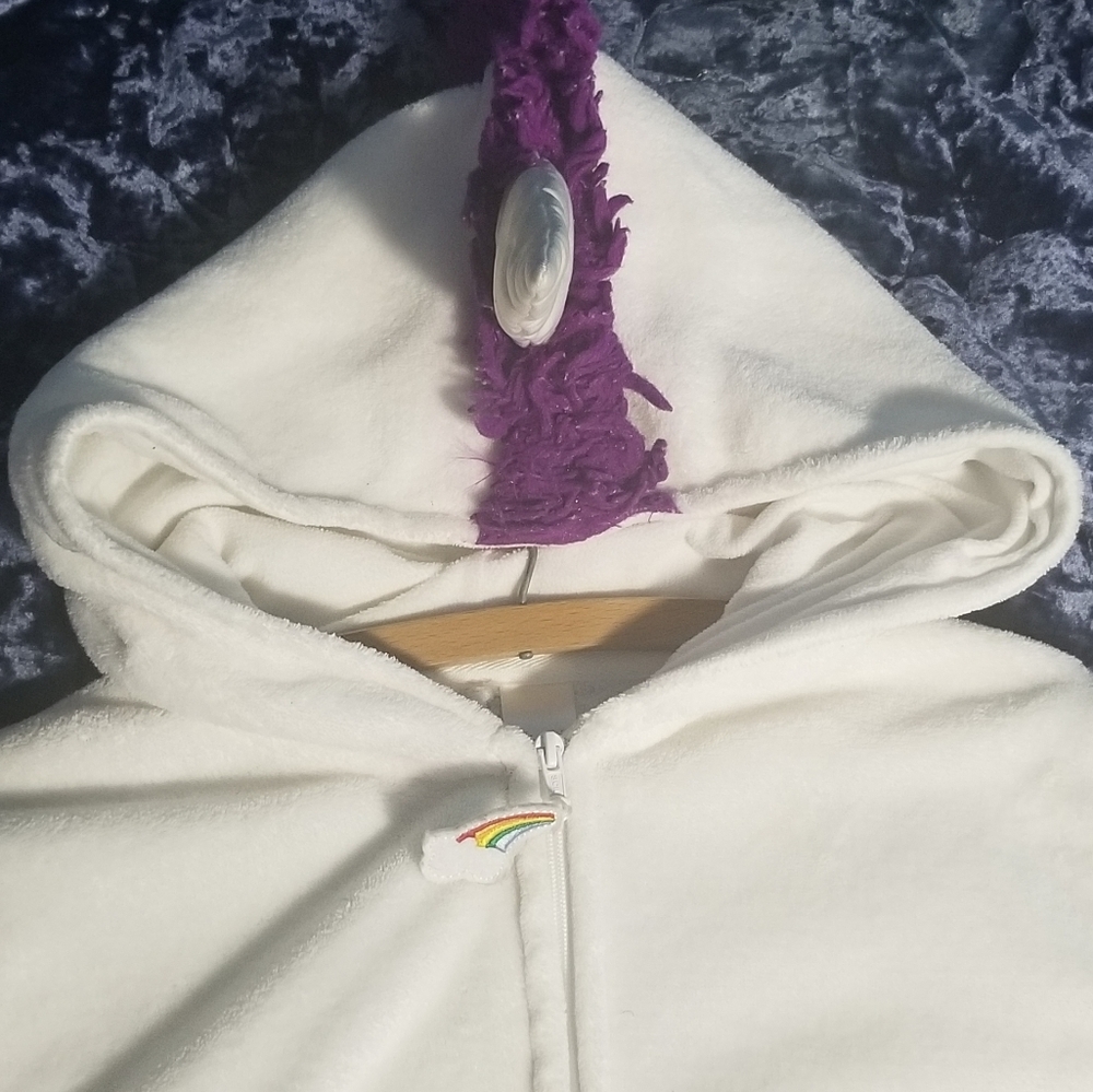 SO one piece unicorn sleeper